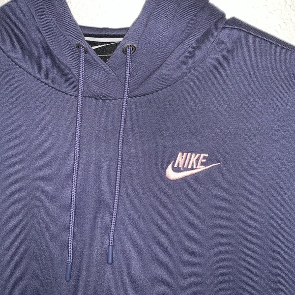 Nike semi cropped hoodie - Picture 2 of 3
